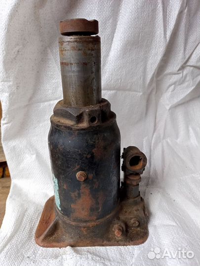 Домкрат 12 тонн