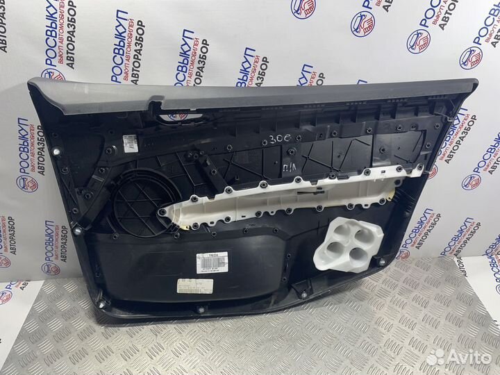 Обшивка двери Peugeot 308 (T7) I (2007–2011)