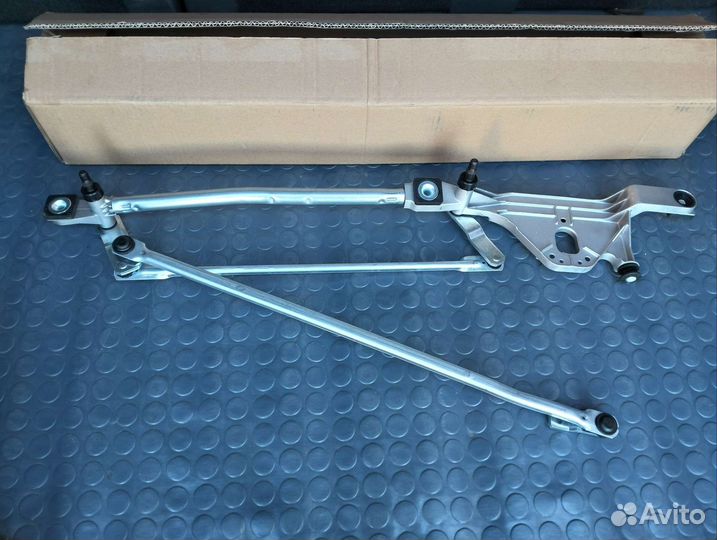 Трапеция стеклоочистителя Форд Фокус 2