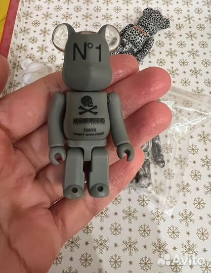 Neighborhood bearbrick 7 см оригинал