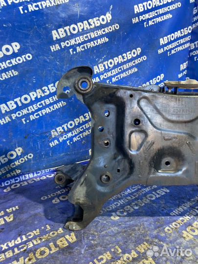 Передний подрамник Ford Focus 3 седан 2013