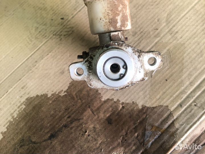 Nissan almera n16 тормозной цилиндр