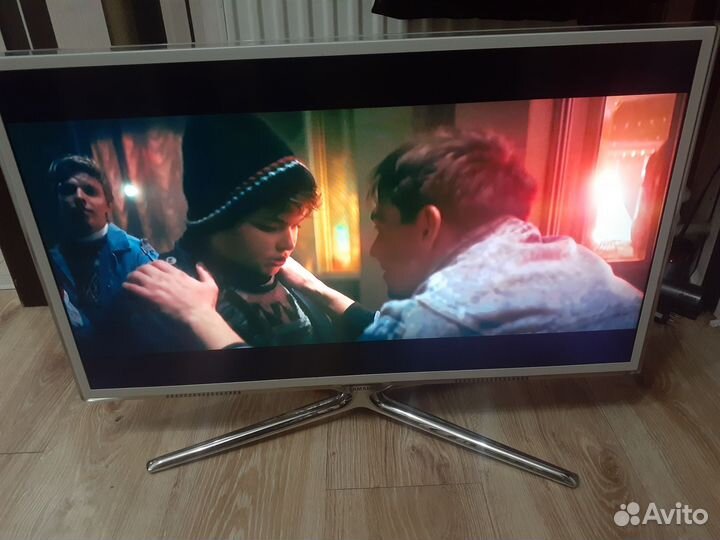 Телевизор Samsung SMART tv 32