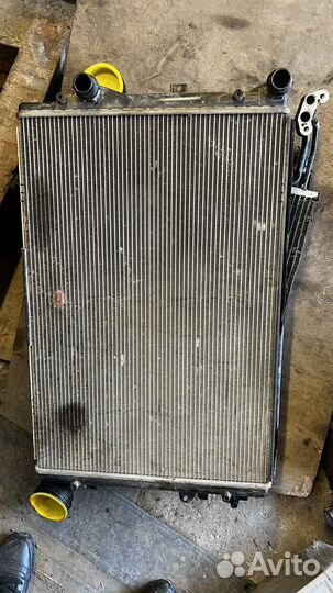 Радиатор skoda Yeti