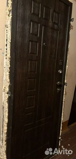 Дверь входная железная бу