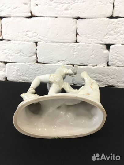 Фарфоровая статуэтка «Балерина в образе кошки»