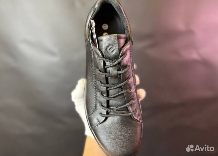 Кроссовки Ecco эргономичные