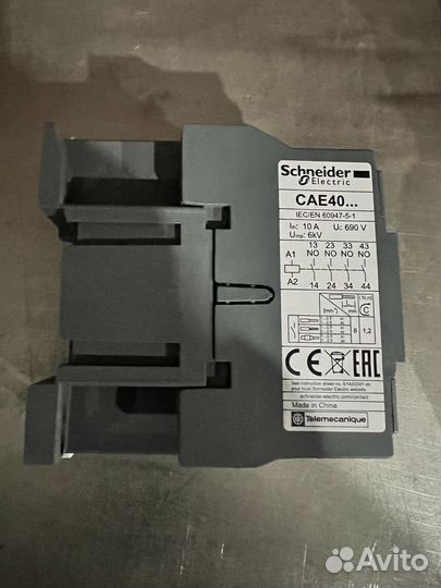 Контактор Schneider Electric CAE40F5