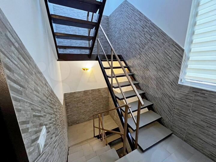 Таунхаус 193,5 м² на участке 1 сот.