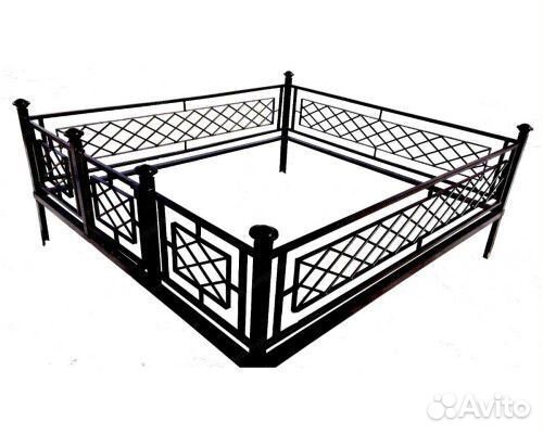 Оградки на кладбище