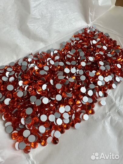 Стразы SS20, hyacin, 3уп по 1400шт