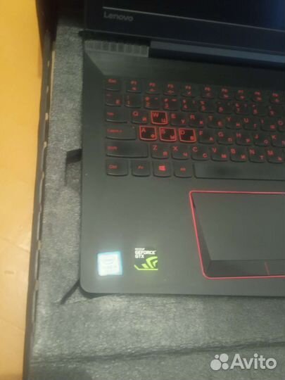 Ноутбук lenovo