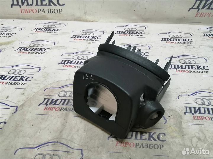 Кожух рулевой колонки Peugeot 308 2007