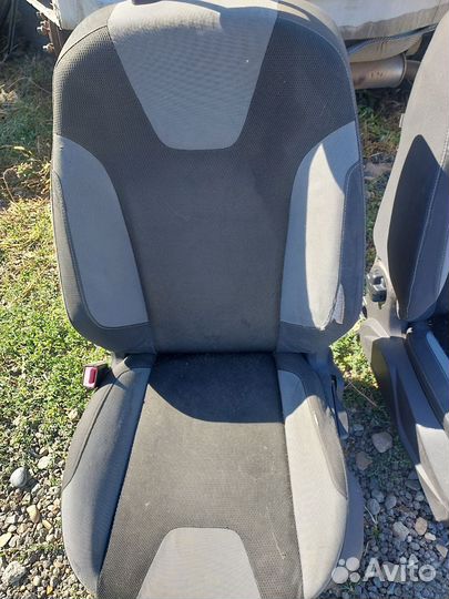 Сиденья на Ford focus 3