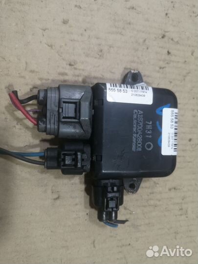 Блок управления вентилятором Nissan Skyline V36