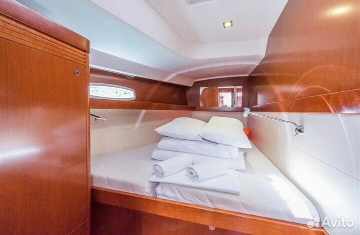 Beneteau Oceanis 50 Парусная яхта