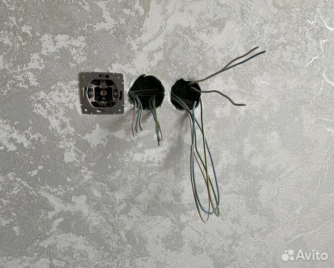 Электрик. Ремонт розеток, выключателей Мытищи