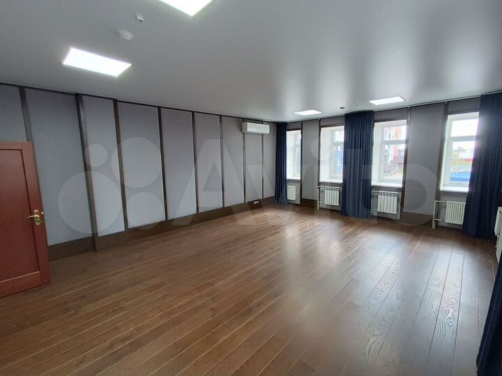 Офис на ул Родионова 46 м²