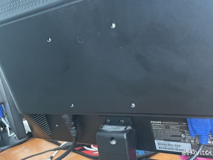 Монитор Philips 192е