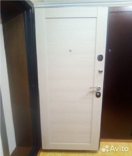 Дверь входная 