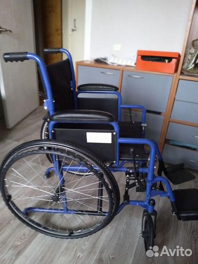 Инвалидная коляска новая