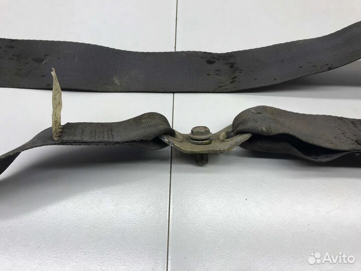 Ремень задний центральный Daihatsu Gran Move 2000г