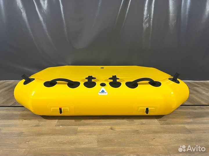 Тюбинг трехместный