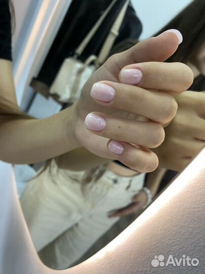 Маникюр и педикюр