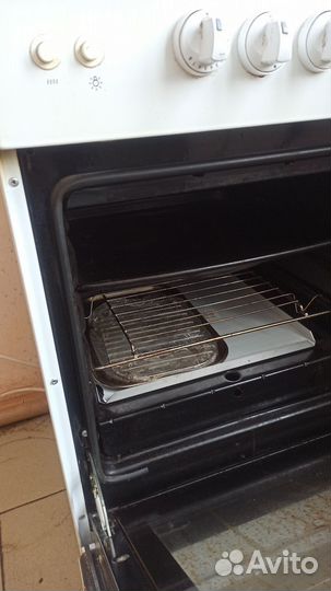 Плита газовая Hansa бу с электроподжигом