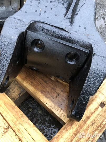 Кронштейн передней рессоры урал 4320-2902442 новые