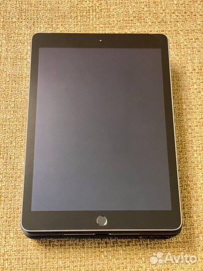 iPad 5 поколения 9.7 128gb LTE рст