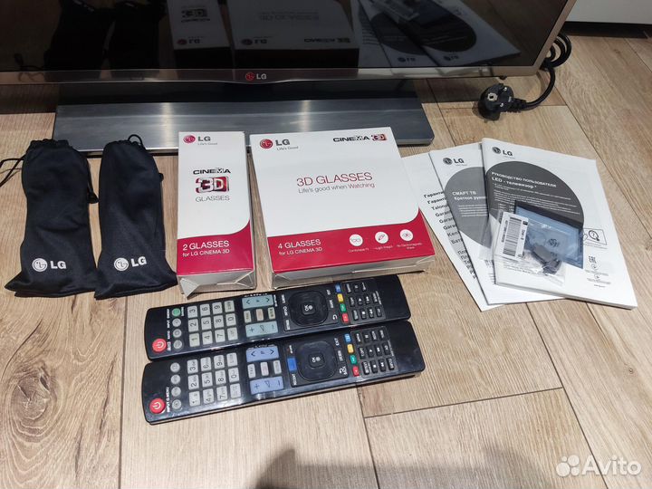 Телевизор LG 32LB650V SMART TV 3D Wi-Fi