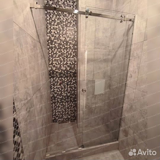 Душевая стеклянная кабина