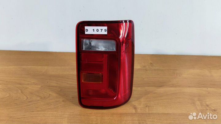 Volkswagen Caddy фонарь правый