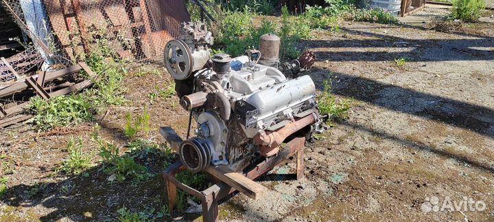 Двигатель на ЗИЛ 130
