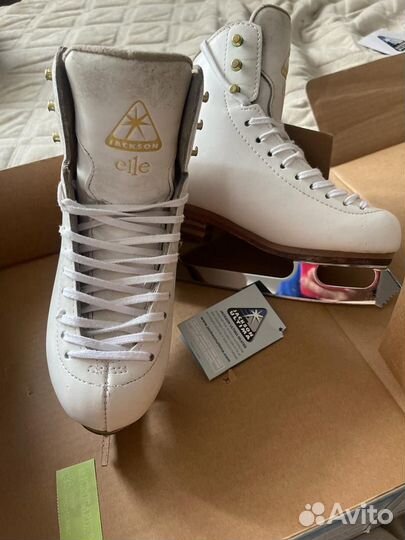 Фигурные коньки jackson