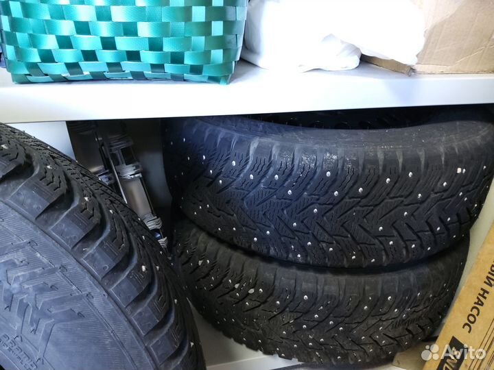 Nokian Tyres Hakkapeliitta 8 SUV 215/65 R16
