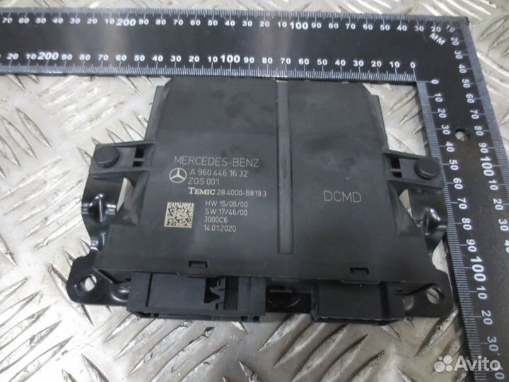 Дверной модуль левый Mercedes-Benz A9604461632