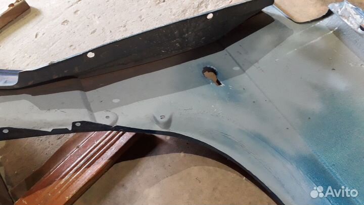Левое крыло ваз 2115, 2114,2113