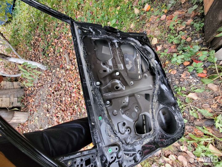 Дверь toyota rav4 30