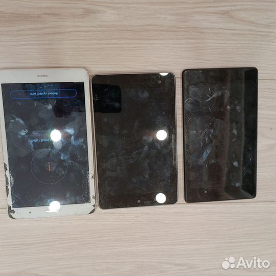 3 планшета