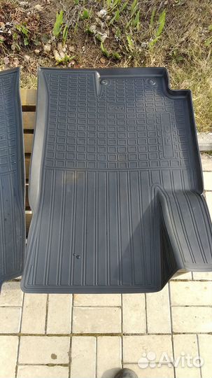 Автомобильные коврики Kia Rio 4 X X-line