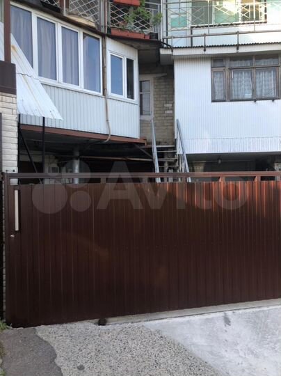 Таунхаус 200 м² на участке 1 сот.