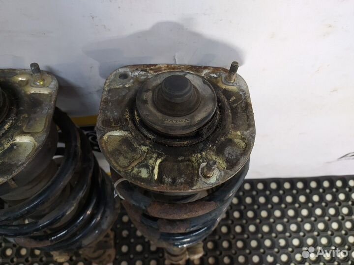 Амортизаторы передние (комплект) L/R Volvo XC90