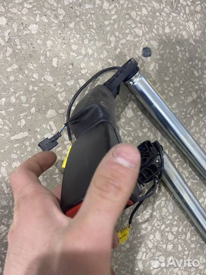 Натяжитель ремня на Mercedes s222