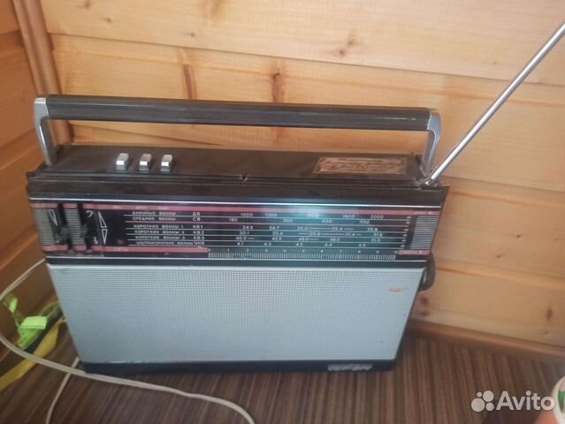 Радиоприемник СССР VEF 214