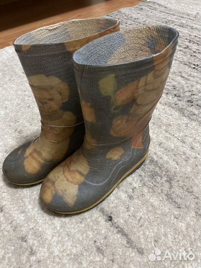 Резиновые сапоги