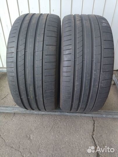 Pirelli P Zero PZ4 275/35 R20
