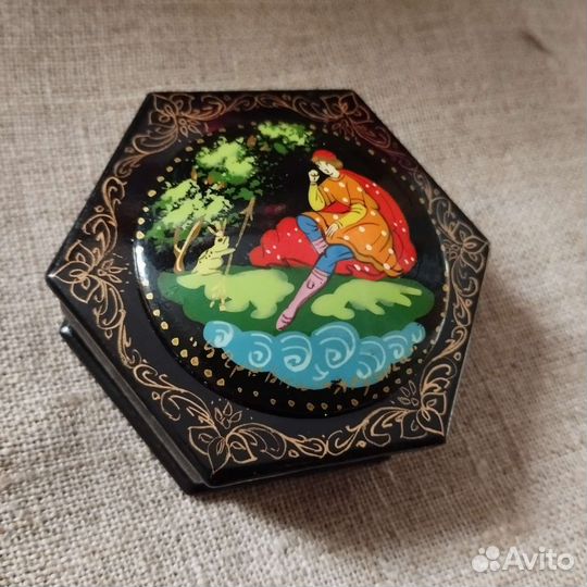 Шкатулка Палех. Царевна-лягушка