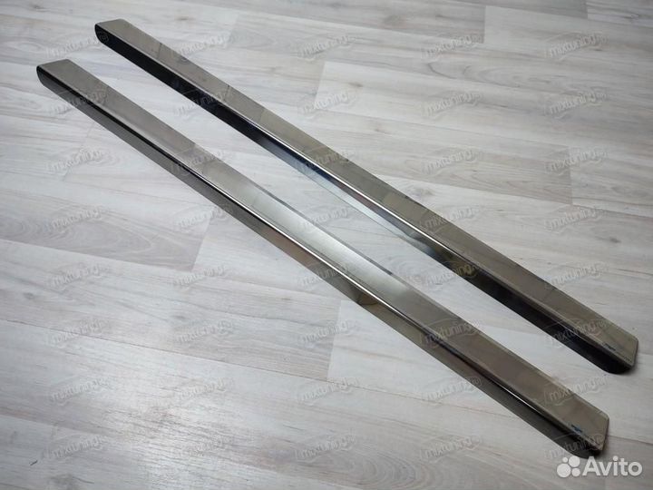 Накладки на пороги 